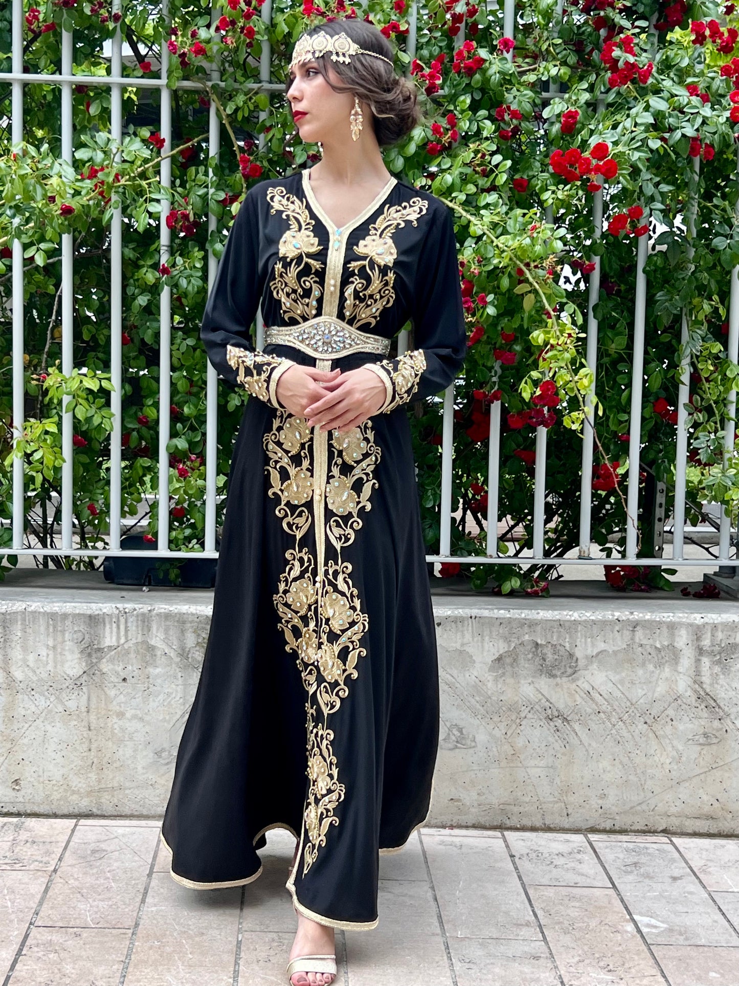 Découvrez le Caftan "Niort" - Élégance et Tradition