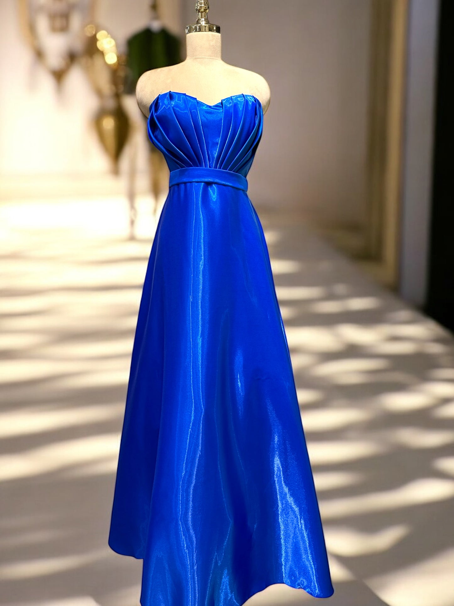 Robe de Soirée en Organza "Diamond" – Élégance et Raffinement par Amircouture